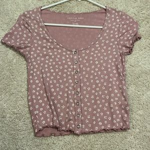 American eagle shirt cropped